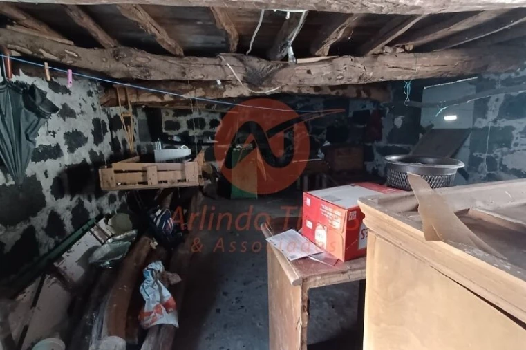 Moradia T3 para Venda em Santo Amaro Foto 30