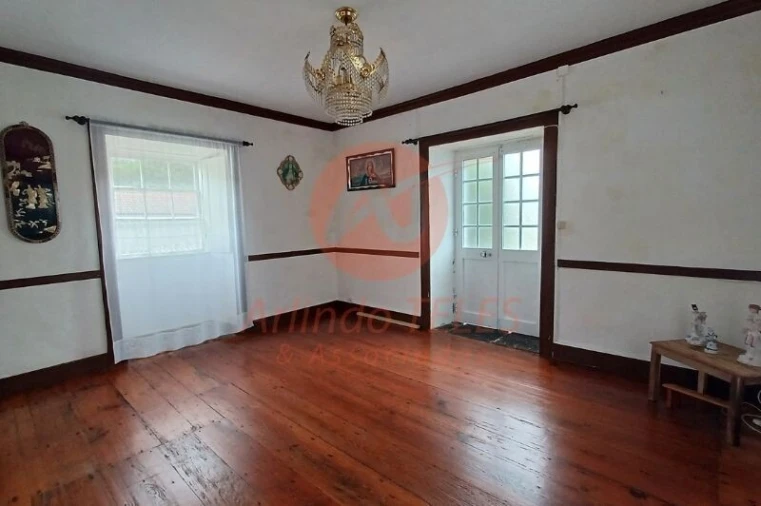 Moradia T3 para Venda em Santo Amaro Foto 9