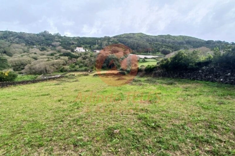 Moradia T3 para Venda em Santo Amaro Foto 41