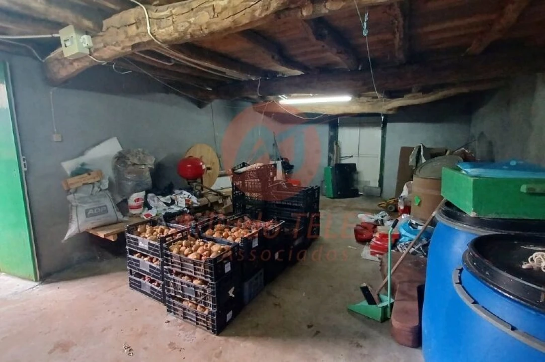 Moradia T3 para Venda em Santo Amaro Foto 28