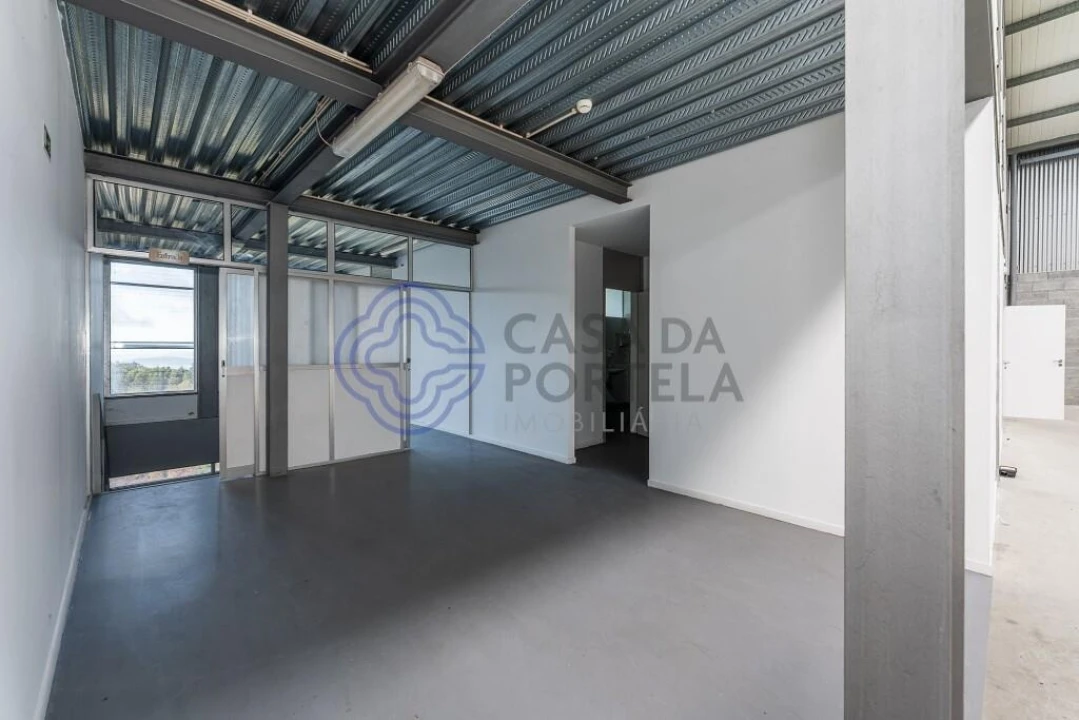 Armazém para Venda em Este (São Pedro e São Mamede) Foto 9