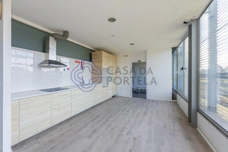 Armazém para Venda em Este (São Pedro e São Mamede) Foto 18