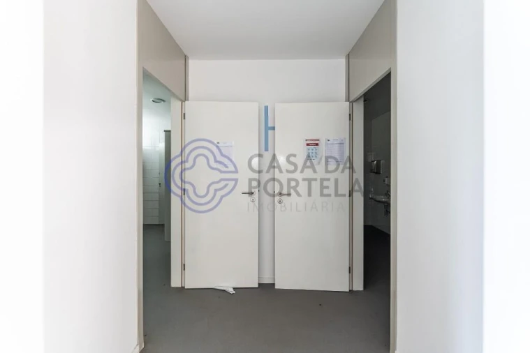 Armazém para Venda em Este (São Pedro e São Mamede) Foto 10