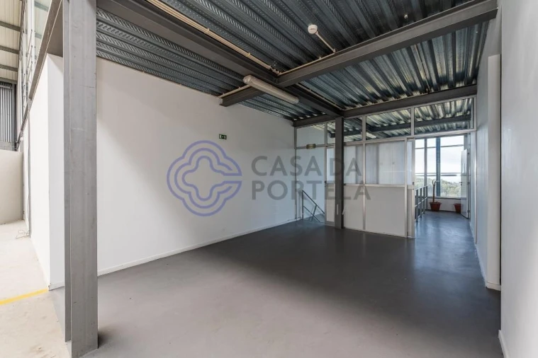 Armazém para Venda em Este (São Pedro e São Mamede) Foto 8