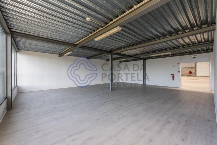 Armazém para Venda em Este (São Pedro e São Mamede) Foto 48