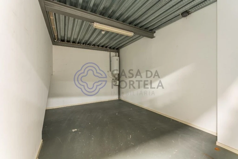 Armazém para Venda em Este (São Pedro e São Mamede) Foto 6