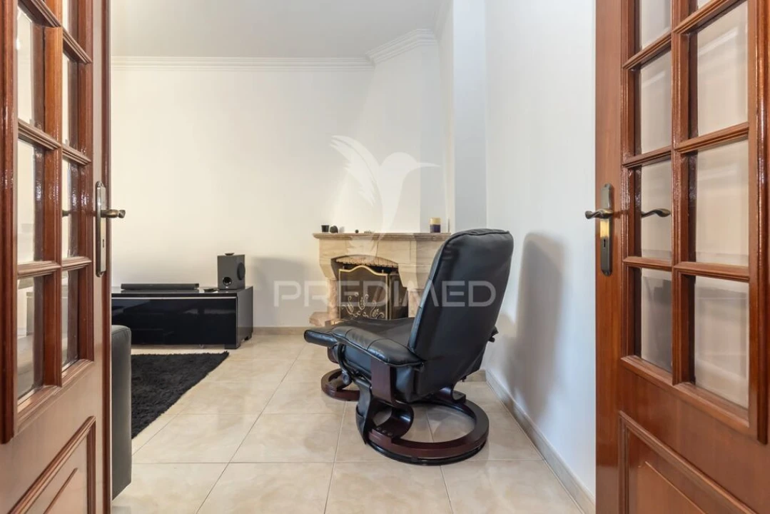 Apartamento T2 para Venda em Moita Foto 5