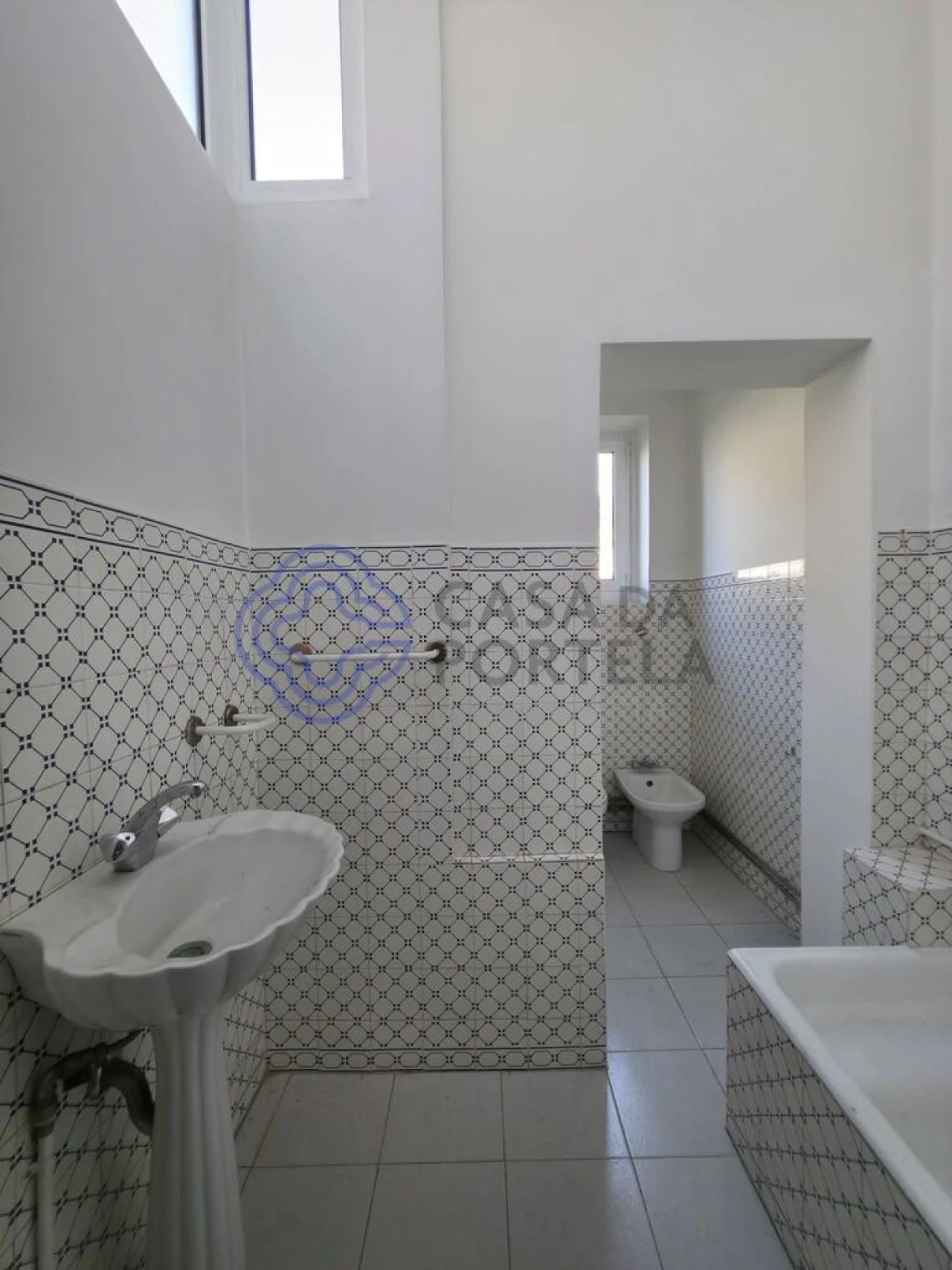 Prédio para Venda em Lordelo do Ouro e Massarelos Foto 28