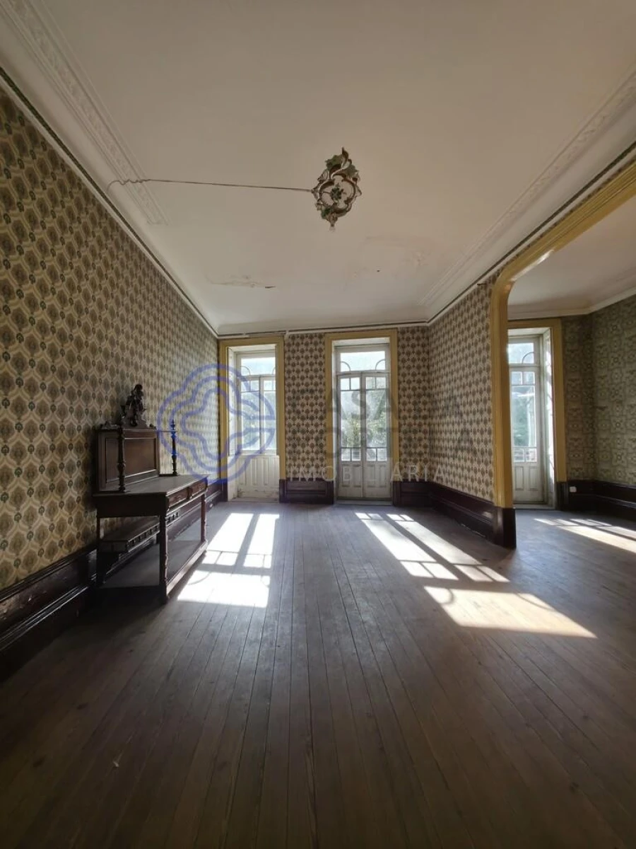 Prédio para Venda em Lordelo do Ouro e Massarelos Foto 21