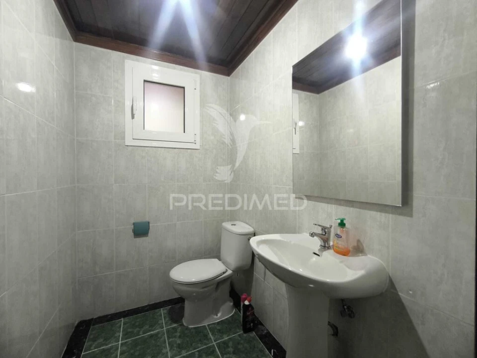 Moradia T7 para Venda em Valdosende Foto 6