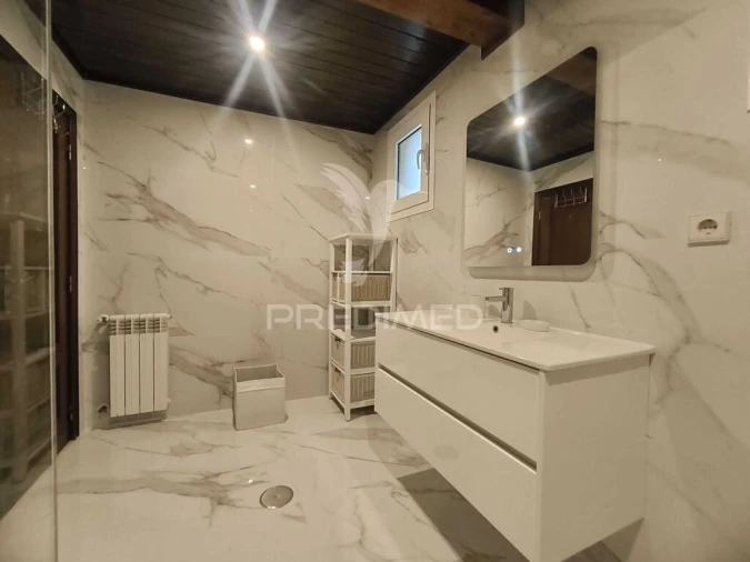 Moradia T7 para Venda em Valdosende Foto 10