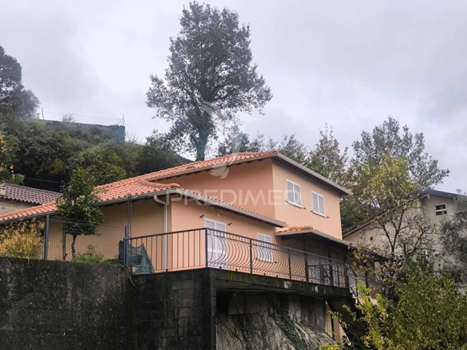 Moradia T7 para Venda em Valdosende Foto 5