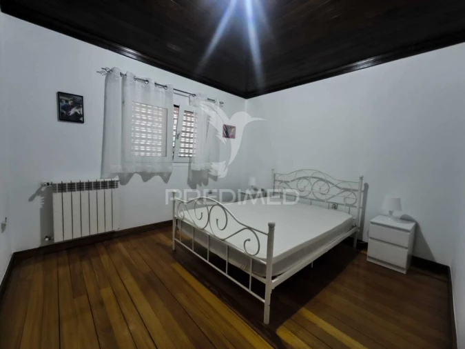 Moradia T7 para Venda em Valdosende Foto 8