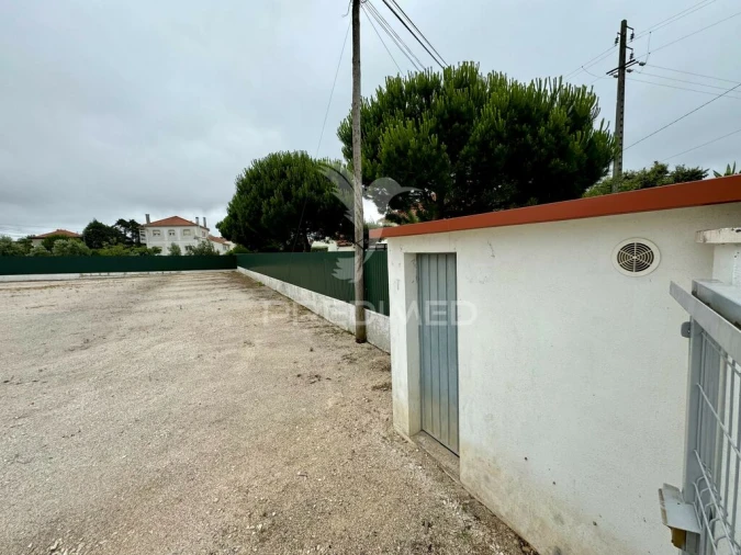 Terreno para Arrendamento em Arrabal Foto 4