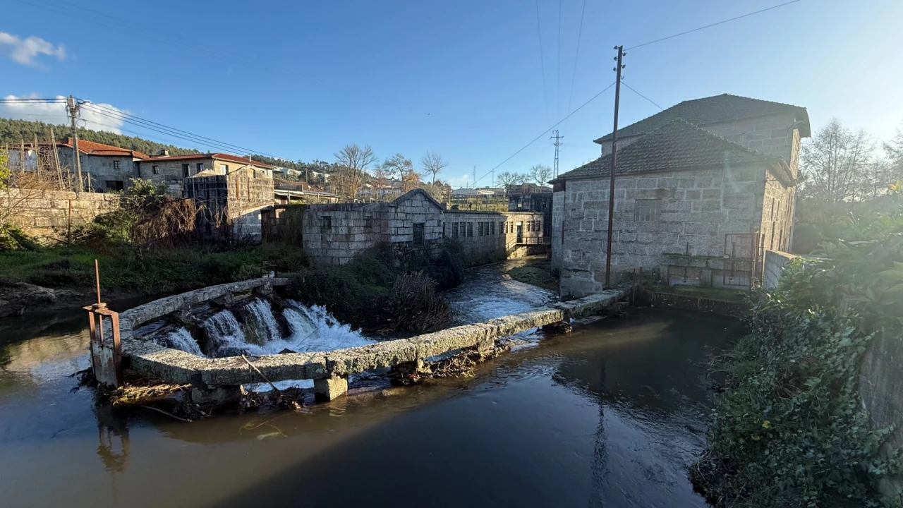 Armazém para Venda em Fermentões Foto 30