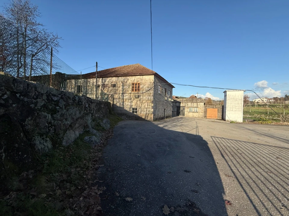 Armazém para Venda em Fermentões Foto 9
