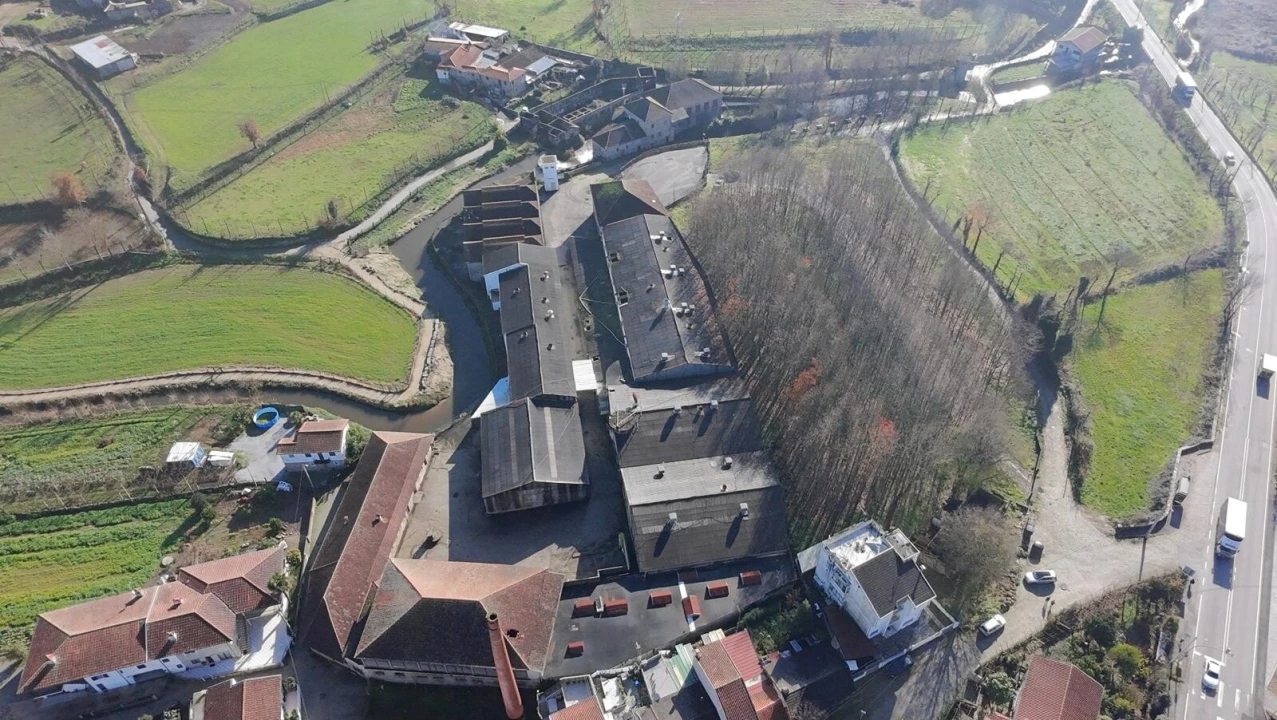 Armazém para Venda em Fermentões Foto 38