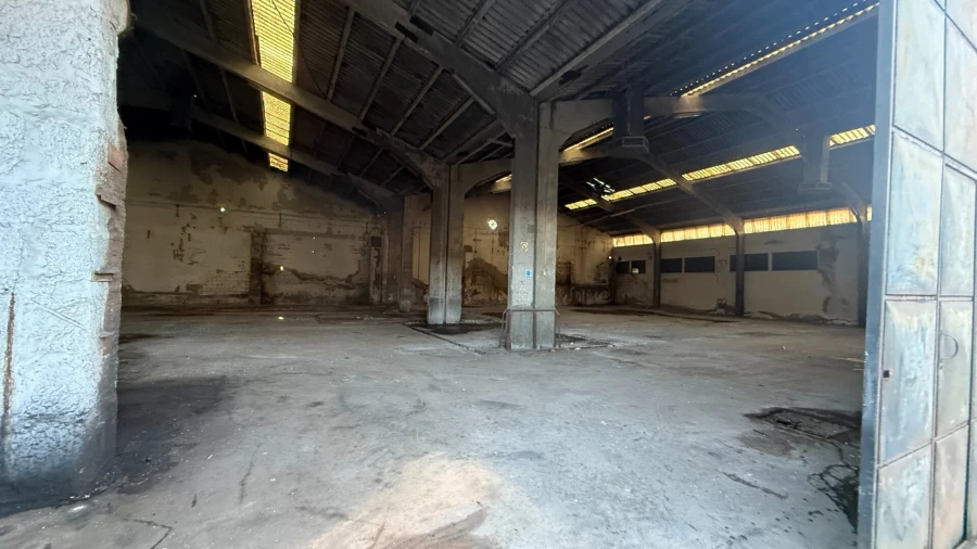 Armazém para Venda em Fermentões Foto 24