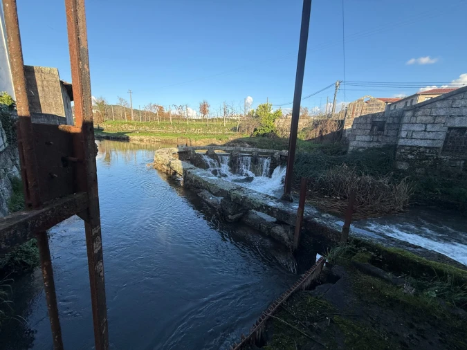 Armazém para Venda em Fermentões Foto 34