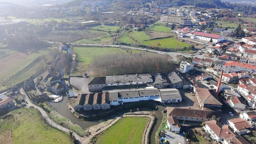 Armazém para Venda em Fermentões Foto 42