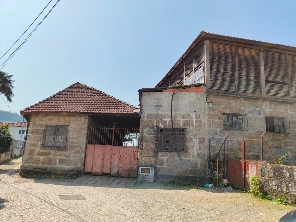 Armazém para Venda em Fermentões Foto 2