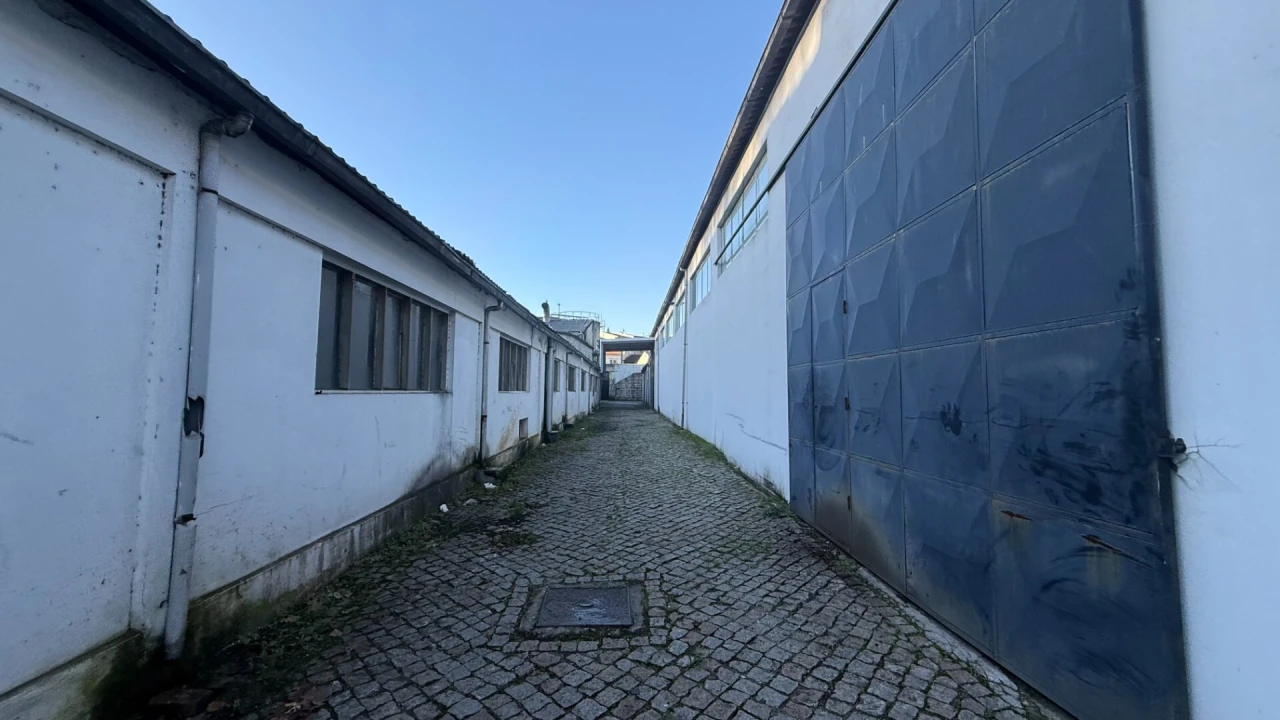 Armazém para Venda em Fermentões Foto 27