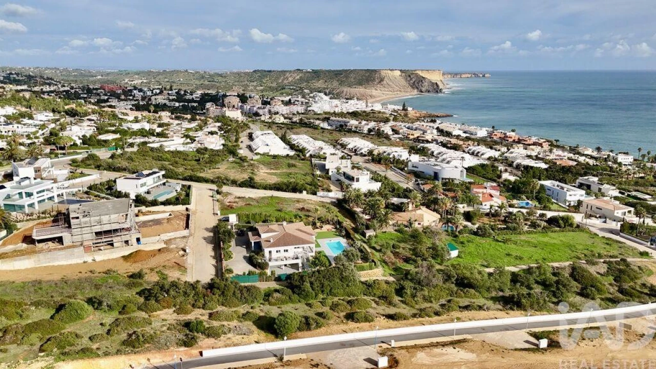 Terreno para Venda em Luz Foto 6