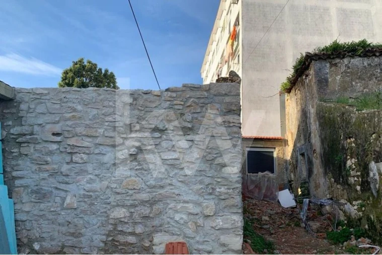 Moradia T15 para Venda em Agualva e Mira-Sintra Foto 18