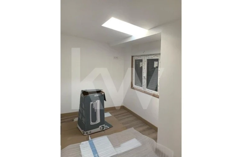 Moradia T15 para Venda em Agualva e Mira-Sintra Foto 21