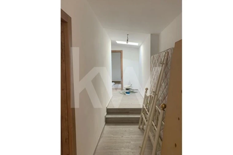 Moradia T15 para Venda em Agualva e Mira-Sintra Foto 13