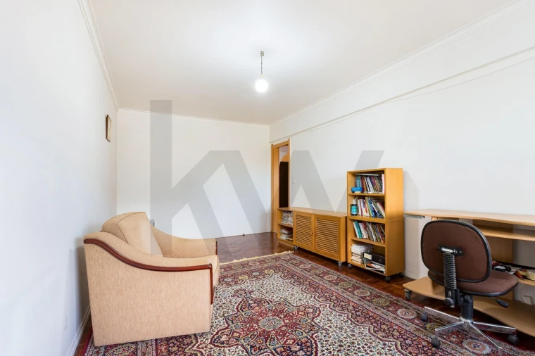 Apartamento T3 para Venda em Venteira Foto 7