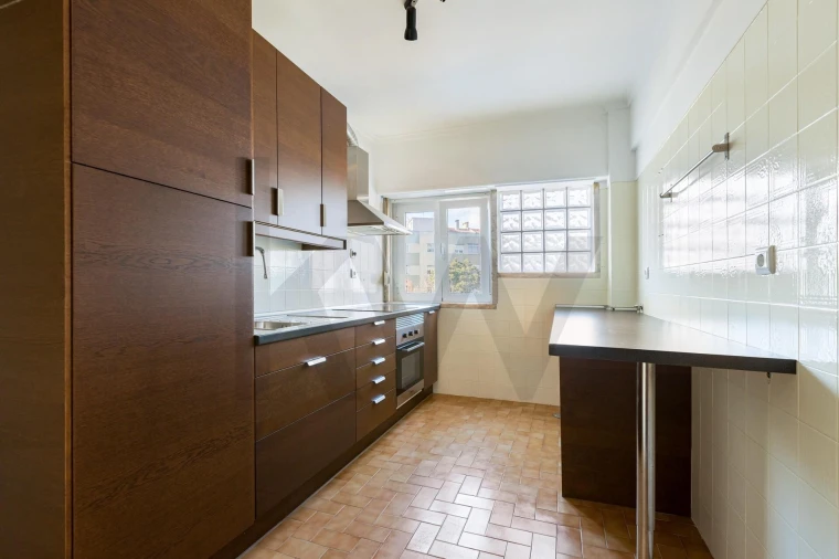 Apartamento T3 para Venda em Venteira Foto 11