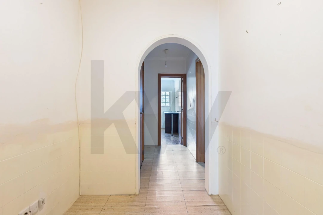 Apartamento T3 para Venda em Venteira Foto 3