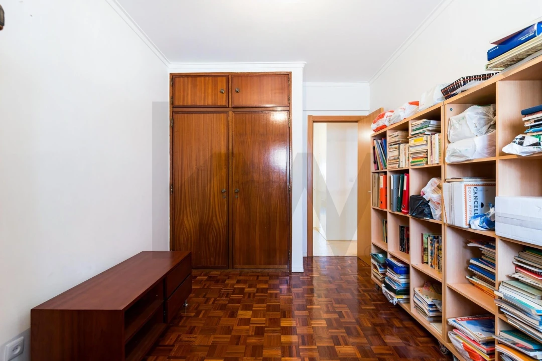 Apartamento T3 para Venda em Venteira Foto 20