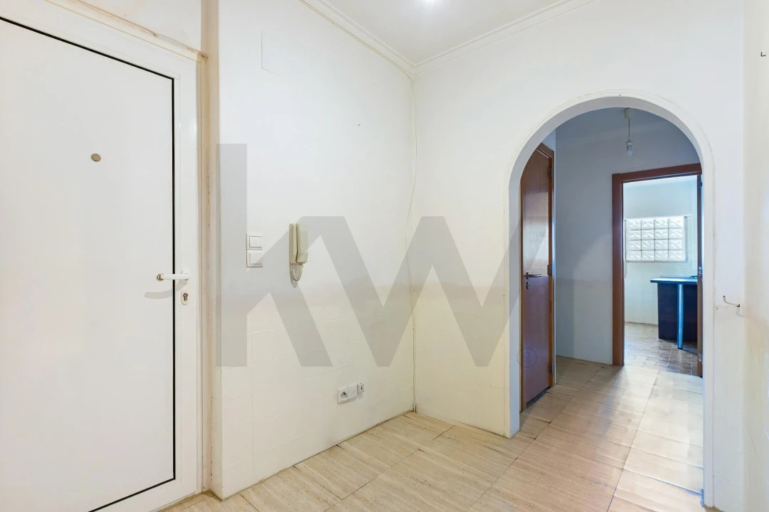 Apartamento T3 para Venda em Venteira Foto 2