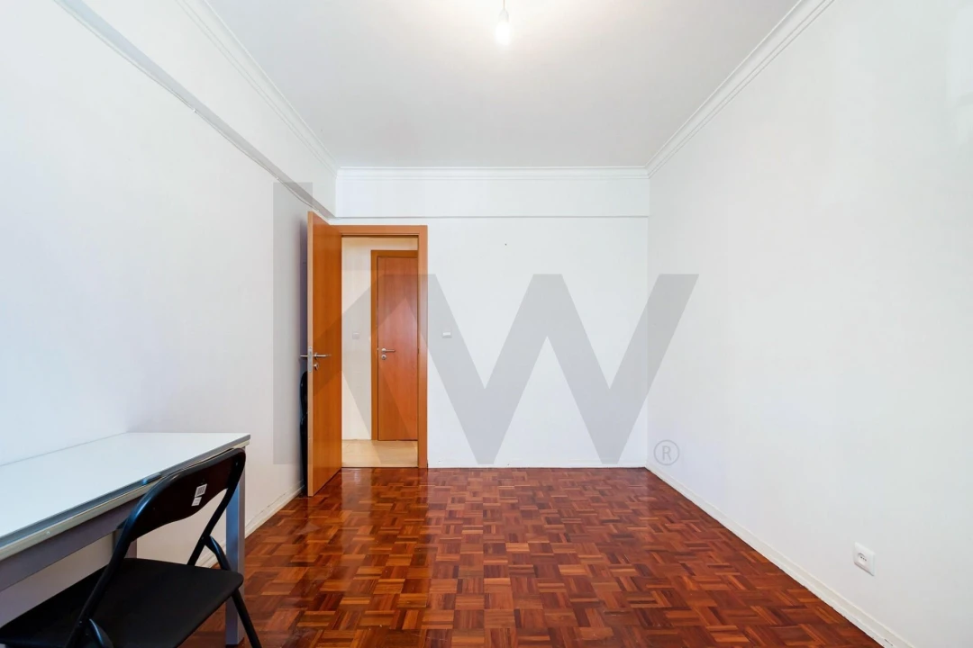 Apartamento T3 para Venda em Venteira Foto 22