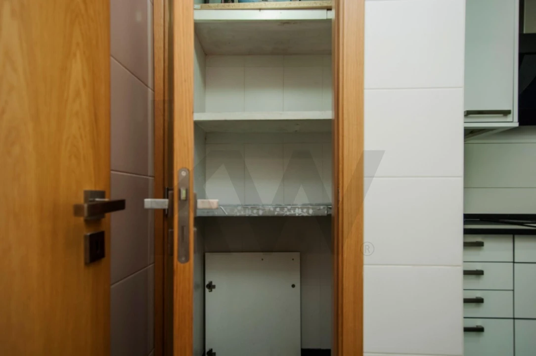 Apartamento T2 para Arrendamento em Queluz e Belas Foto 11