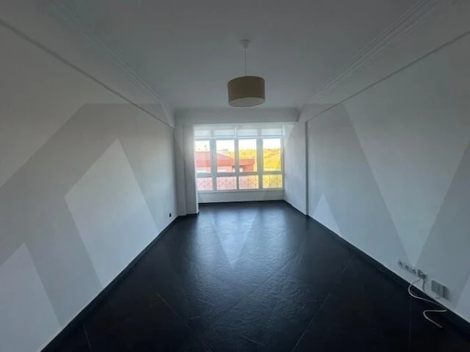 Apartamento T2 para Arrendamento em Queluz e Belas Foto 23