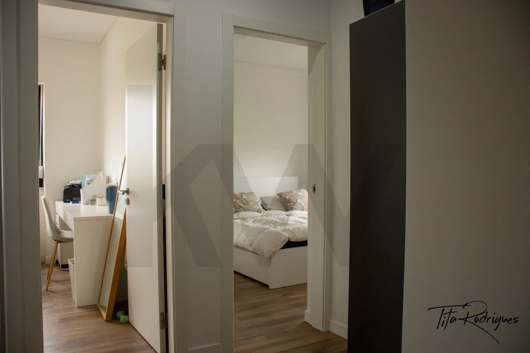 Apartamento T3 para Venda em Carcavelos e Parede Foto 9