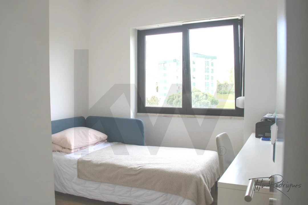 Apartamento T3 para Venda em Carcavelos e Parede Foto 10