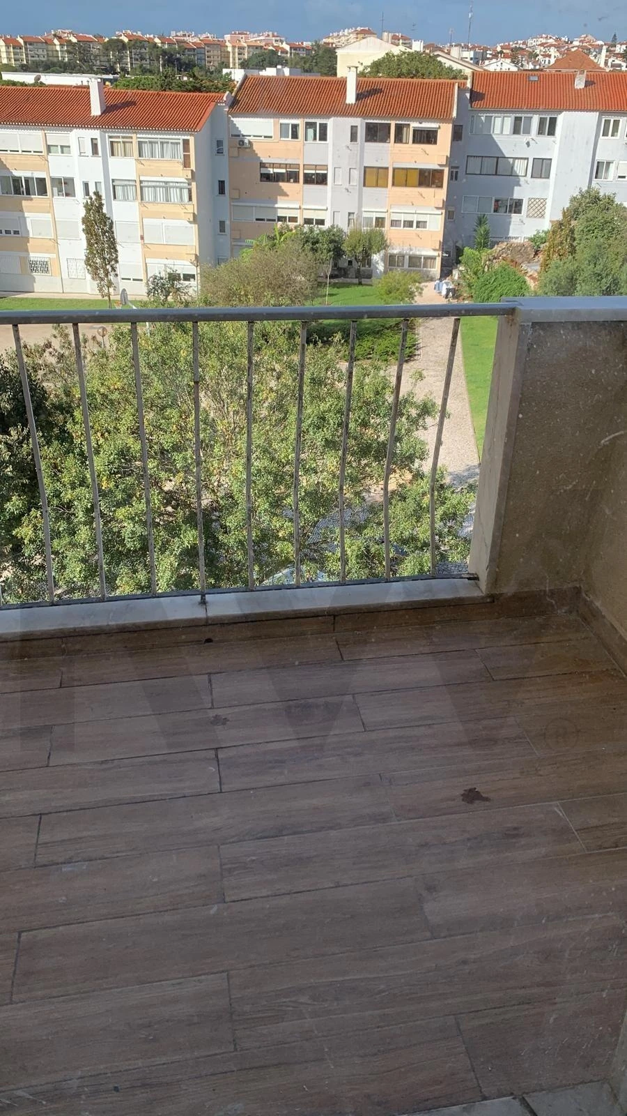 Apartamento T3 para Venda em Carcavelos e Parede Foto 7