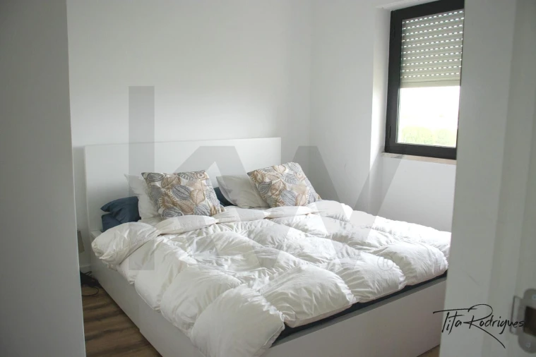 Apartamento T3 para Venda em Carcavelos e Parede Foto 11