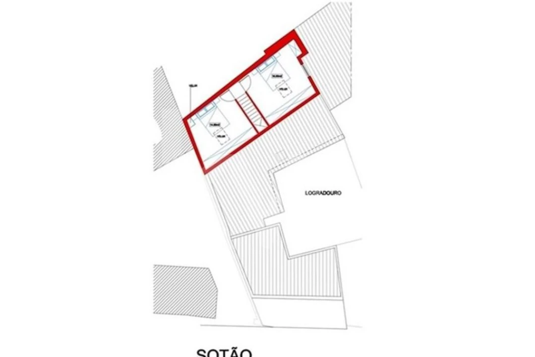 Moradia T8 para Venda em Agualva e Mira-Sintra Foto 3