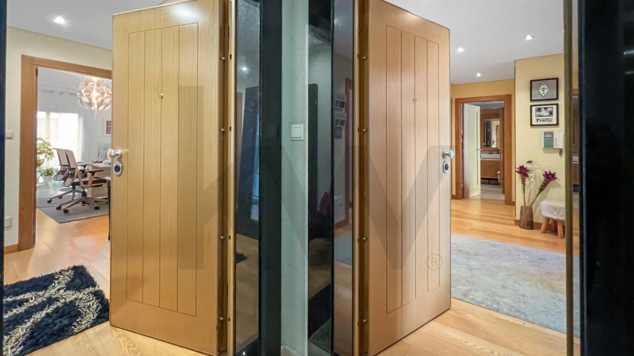 Apartamento T4 para Venda em Alfragide Foto 43