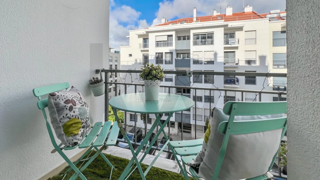 Apartamento T4 para Venda em Alfragide Foto 27