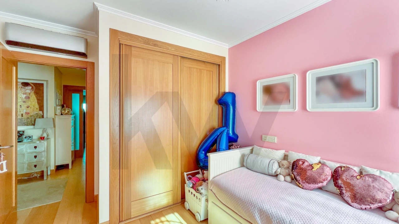 Apartamento T4 para Venda em Alfragide Foto 9