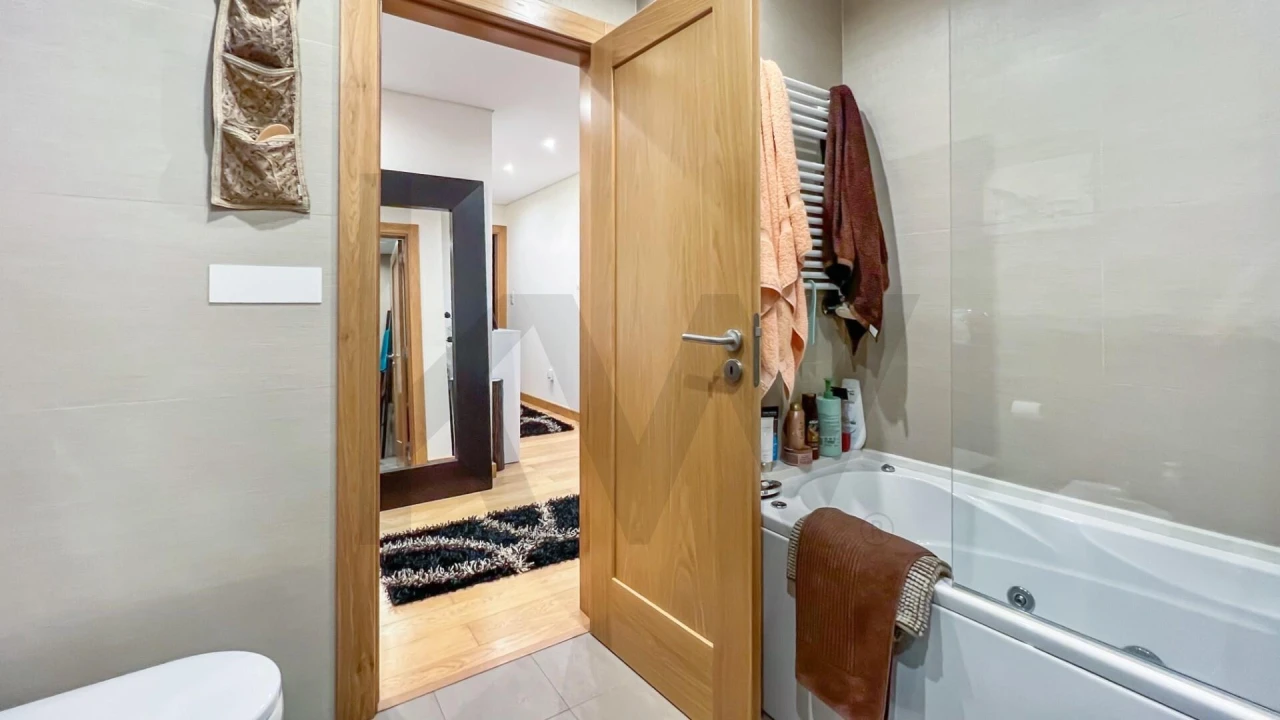 Apartamento T4 para Venda em Alfragide Foto 31