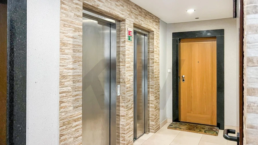 Apartamento T4 para Venda em Alfragide Foto 44