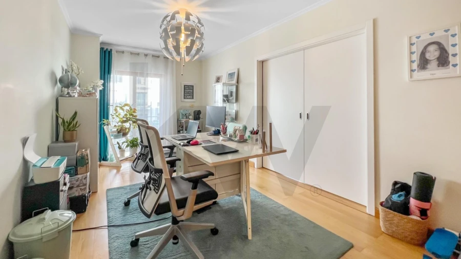 Apartamento T4 para Venda em Alfragide Foto 26