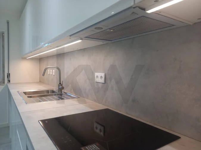 Apartamento T1 para Arrendamento em Algueirão-Mem Martins Foto 5